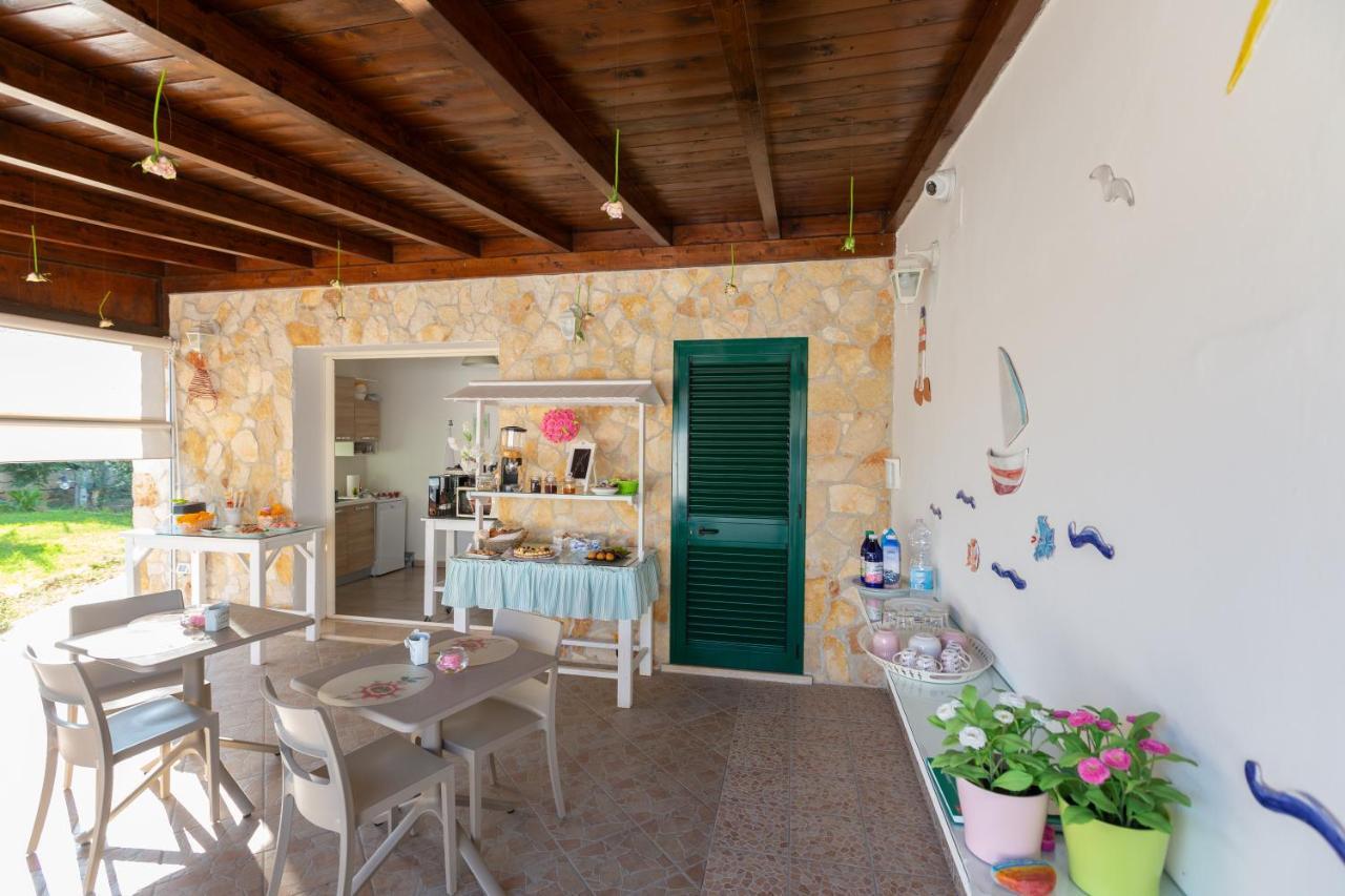 טורה סן ג'ובאני אוג'נטו B&B L'Isola Che Non C'E מראה חיצוני תמונה